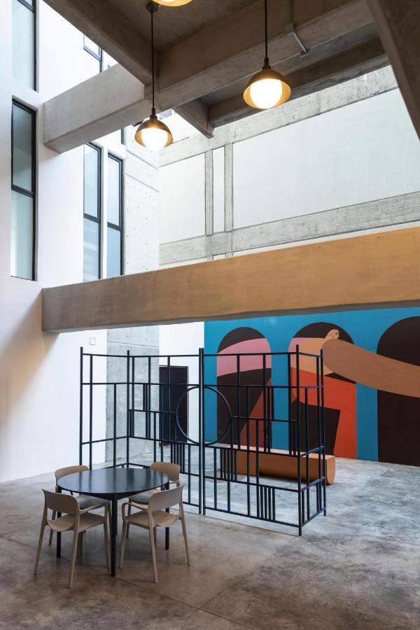 גואדלחארה Loft In The Heart Of Americana, Have An Artsy Stay מראה חיצוני תמונה