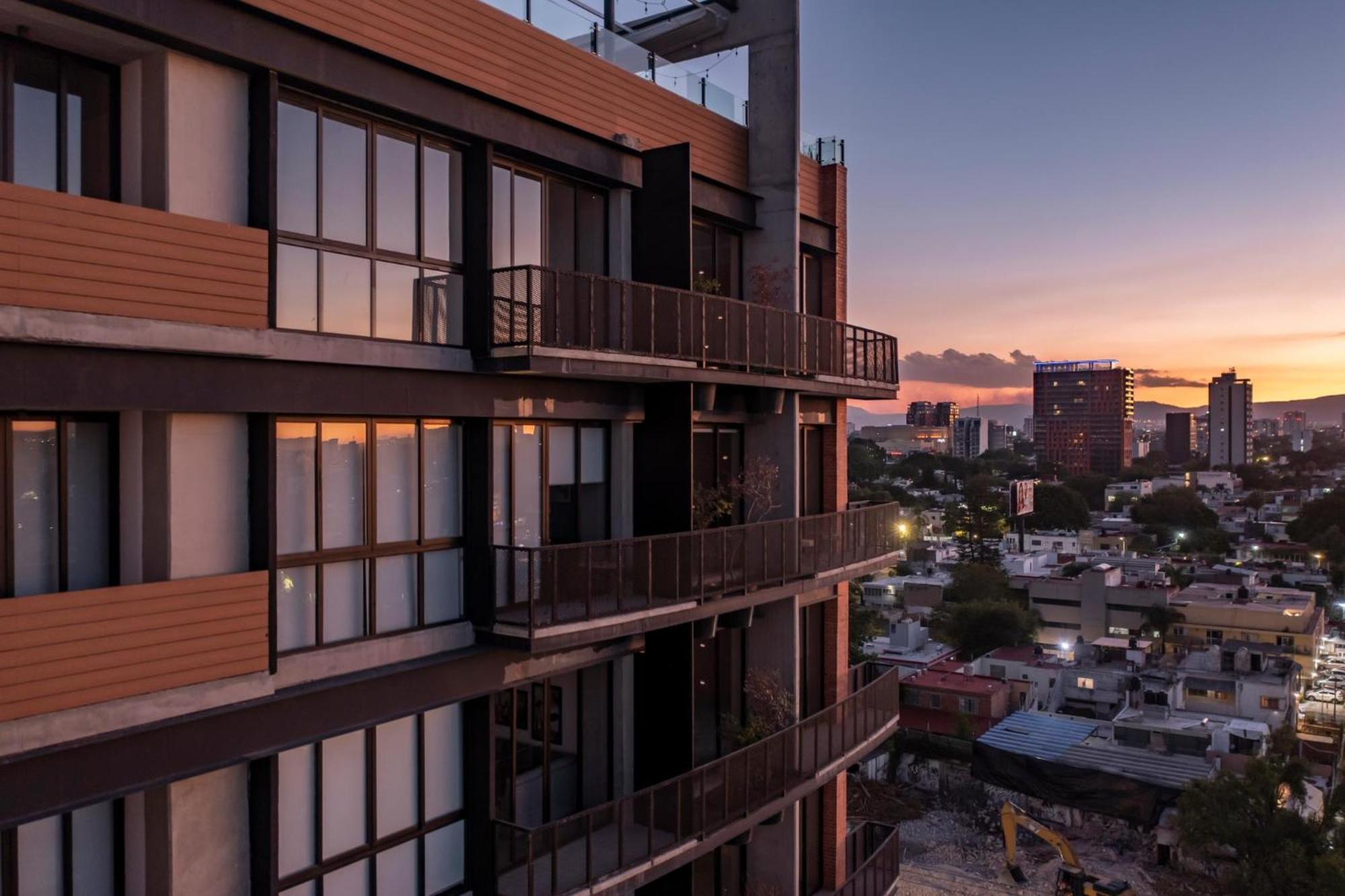 גואדלחארה Loft In The Heart Of Americana, Have An Artsy Stay מראה חיצוני תמונה